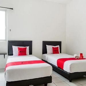 Kamar kembar standard